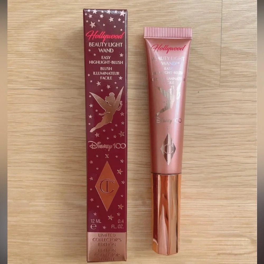 CHARLOTTE TILBURY Limited Edition Beauty Light Wand- Pink